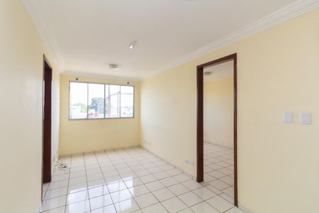 Sala de apartamento à venda com 3 quartos, 56m² em Guaianases, São Paulo