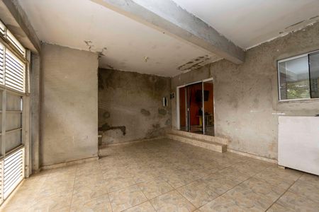 Garagem de casa à venda com 2 quartos, 124m² em Refugio dos Bandeirantes, Barueri