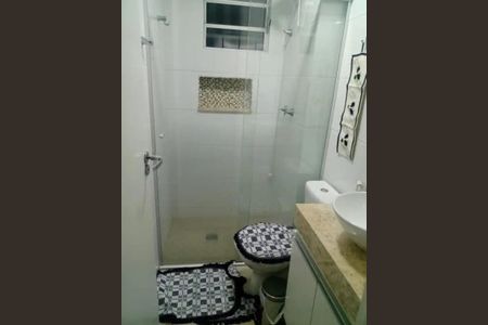 Banheiro de apartamento para alugar com 1 quarto, 45m² em Fonte Grande, Contagem