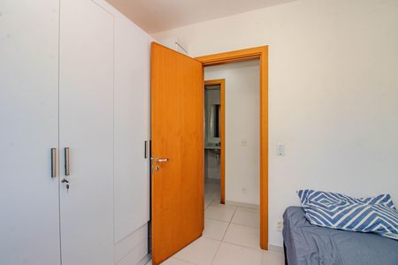 Quarto de apartamento à venda com 2 quartos, 62m² em Santa Maria Goretti, Porto Alegre