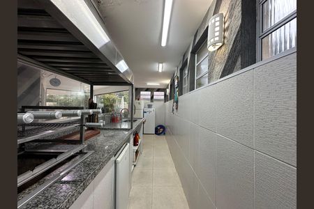 Casa de condomínio para alugar com 571m², 3 quartos e 4 vagas Casa de condomínio para alugar com 571m², 3 quartos e 4 vagasChurrasqueira