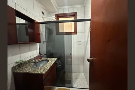 Casa de condomínio para alugar com 571m², 3 quartos e 4 vagas Casa de condomínio para alugar com 571m², 3 quartos e 4 vagasBanheiro de serviço