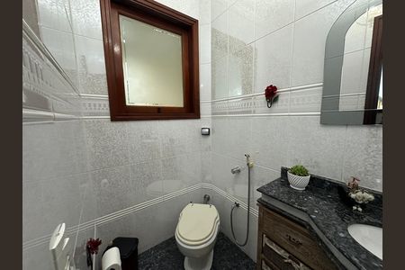 Casa de condomínio para alugar com 571m², 3 quartos e 4 vagas Casa de condomínio para alugar com 571m², 3 quartos e 4 vagasLavabo