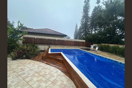 Casa de condomínio para alugar com 571m², 3 quartos e 4 vagas Casa de condomínio para alugar com 571m², 3 quartos e 4 vagasPiscina