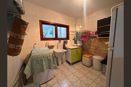 Casa de condomínio para alugar com 571m², 3 quartos e 4 vagas Casa de condomínio para alugar com 571m², 3 quartos e 4 vagasÁrea de Serviço