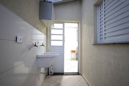 Apartamento à venda com 53m², 2 quartos e 1 vaga Apartamento à venda com 53m², 2 quartos e 1 vagaÁrea de Serviço