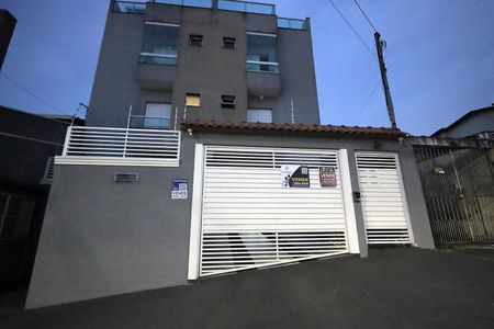 Apartamento à venda com 53m², 2 quartos e 1 vaga Apartamento à venda com 53m², 2 quartos e 1 vagaFachada