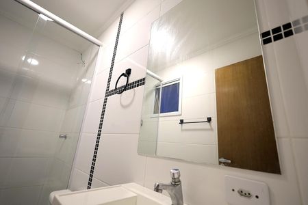 Apartamento à venda com 53m², 2 quartos e 1 vaga Apartamento à venda com 53m², 2 quartos e 1 vagaBanheiro