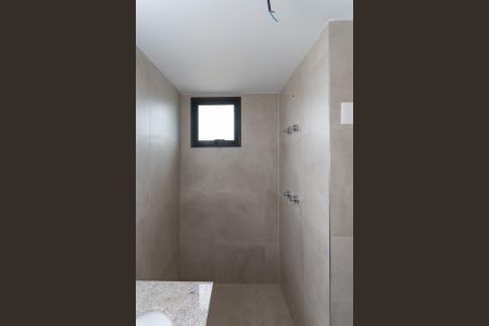 Apartamento à venda com 141m², 3 quartos e 2 vagas Apartamento à venda com 141m², 3 quartos e 2 vagasBanheiro do quarto 1 Suíte