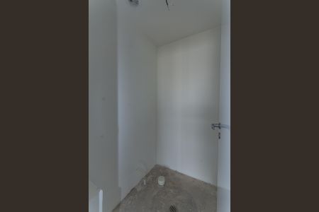 Apartamento à venda com 141m², 3 quartos e 2 vagas Apartamento à venda com 141m², 3 quartos e 2 vagasLavabo