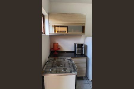 Casa à venda com 183m², 3 quartos e 3 vagas Casa à venda com 183m², 3 quartos e 3 vagasQuarto de Serviço