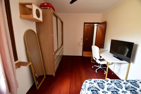 Casa à venda com 183m², 3 quartos e 3 vagasQuarto 2