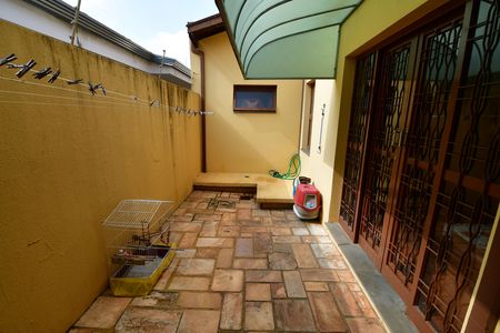 Casa à venda com 183m², 3 quartos e 3 vagasQuarto 2 - Vista