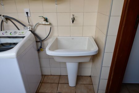Casa à venda com 183m², 3 quartos e 3 vagasÁrea de Serviço