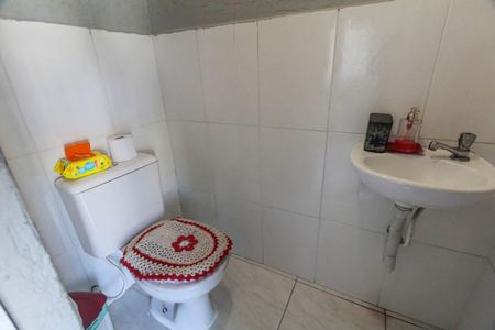 Casa à venda com 125m², 3 quartos e 2 vagasBanheiro da Varanda da Sala
