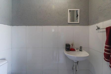 Casa à venda com 125m², 3 quartos e 2 vagasBanheiro da Varanda da Sala