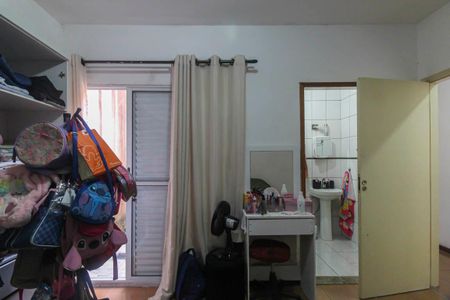Casa à venda com 125m², 3 quartos e 2 vagasSuite