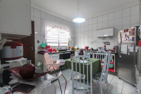 Casa à venda com 125m², 3 quartos e 2 vagasCozinha