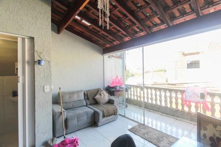 Casa à venda com 125m², 3 quartos e 2 vagasVaranda da Sala