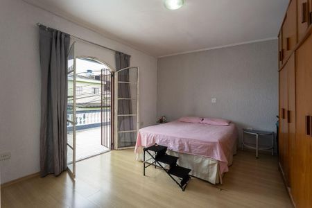 Casa à venda com 180m², 4 quartos e 3 vagas Casa à venda com 180m², 4 quartos e 3 vagasQuarto