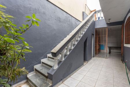 Casa à venda com 180m², 4 quartos e 3 vagas Casa à venda com 180m², 4 quartos e 3 vagasÁrea Externa
