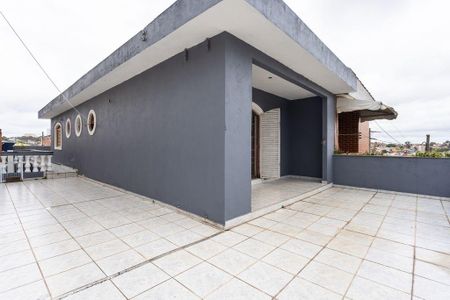 Casa à venda com 180m², 4 quartos e 3 vagas Casa à venda com 180m², 4 quartos e 3 vagasÁrea Externa