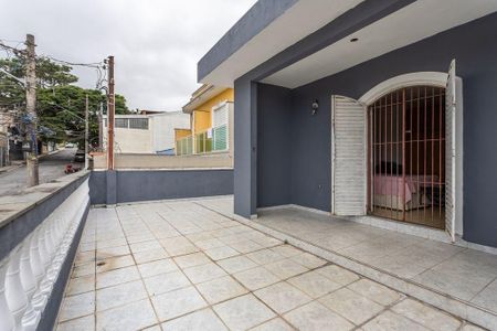 Casa à venda com 180m², 4 quartos e 3 vagas Casa à venda com 180m², 4 quartos e 3 vagasÁrea Externa