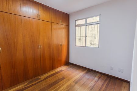 Apartamento para alugar com 93m², 3 quartos e 2 vagas Apartamento para alugar com 93m², 3 quartos e 2 vagasQuarto 2