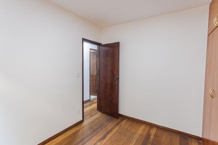 Apartamento para alugar com 93m², 3 quartos e 2 vagas Apartamento para alugar com 93m², 3 quartos e 2 vagasQuarto 2