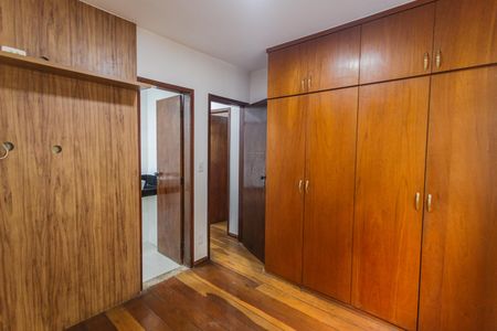 Apartamento para alugar com 93m², 3 quartos e 2 vagas Apartamento para alugar com 93m², 3 quartos e 2 vagasSuíte