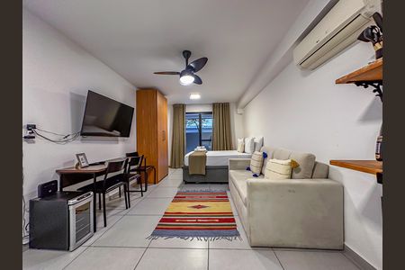 Kitnet/Studio para alugar com 1 quarto, 37m² em Centro, Rio de Janeiro