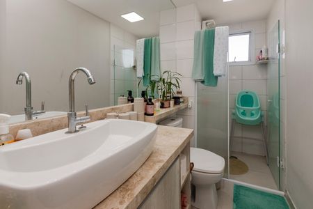 Apartamento à venda com 52m², 2 quartos e 1 vaga Apartamento à venda com 52m², 2 quartos e 1 vagaBanheiro