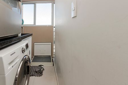 Apartamento à venda com 52m², 2 quartos e 1 vaga Apartamento à venda com 52m², 2 quartos e 1 vagaÁrea de Serviço
