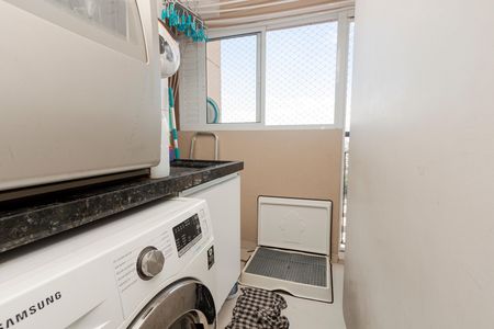 Apartamento à venda com 52m², 2 quartos e 1 vaga Apartamento à venda com 52m², 2 quartos e 1 vagaÁrea de Serviço