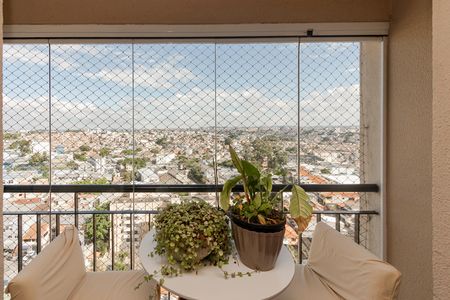 Apartamento à venda com 52m², 2 quartos e 1 vaga Apartamento à venda com 52m², 2 quartos e 1 vagaVaranda