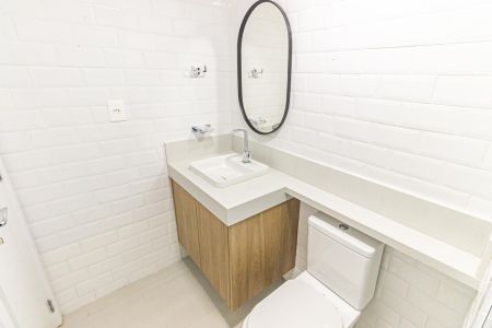 Studio para alugar com 30m², 1 quarto e sem vaga Studio para alugar com 30m², 1 quarto e sem vagaBanheiro