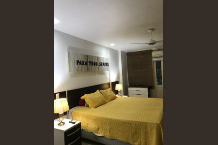Casa de condomínio à venda com 212m², 4 quartos e 2 vagasQuarto 