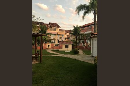 Casa de condomínio à venda com 212m², 4 quartos e 2 vagasÁrea externa