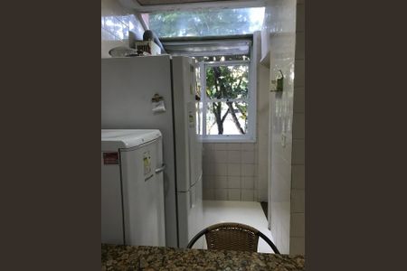 Casa de condomínio à venda com 212m², 4 quartos e 2 vagasCozinha