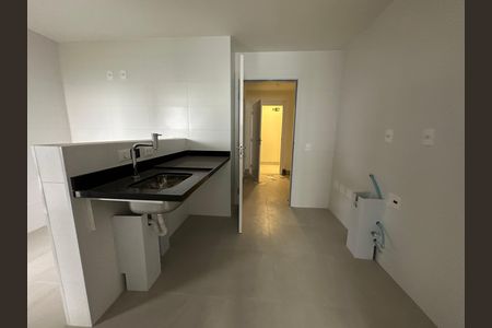 Apartamento para alugar com 175m², 3 quartos e 3 vagas Apartamento para alugar com 175m², 3 quartos e 3 vagasCozinha