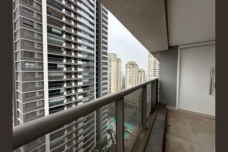 Apartamento para alugar com 175m², 3 quartos e 3 vagas Apartamento para alugar com 175m², 3 quartos e 3 vagasVaranda da Sala