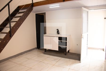 Studio para alugar com 72m², 1 quarto e sem vaga Studio para alugar com 72m², 1 quarto e sem vagaKitnet