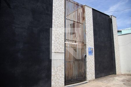 Studio para alugar com 72m², 1 quarto e sem vaga Studio para alugar com 72m², 1 quarto e sem vagaFachada