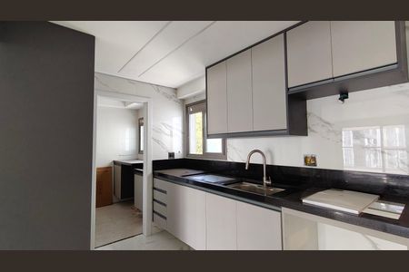 Apartamento à venda com 132m², 4 quartos e 2 vagas