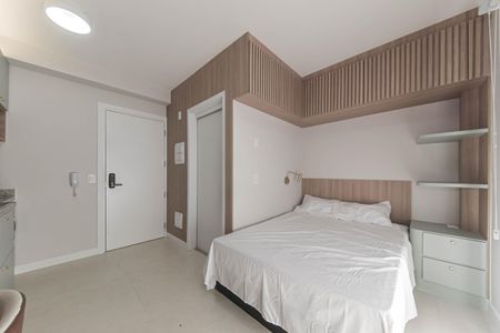 Quarto de kitnet/studio à venda com 1 quarto, 27m² em Santo Amaro, São Paulo