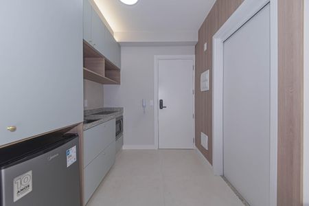 Cozinha de kitnet/studio à venda com 1 quarto, 27m² em Santo Amaro, São Paulo