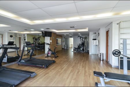 Studio à venda com 50m², 1 quarto e 1 vaga Studio à venda com 50m², 1 quarto e 1 vagaÁrea comum - Academia