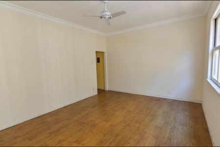 Sala de apartamento para alugar com 3 quartos, 109m² em Rio Comprido, Rio de Janeiro