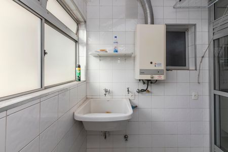 Apartamento à venda com 75m², 3 quartos e 1 vagaÁrea de Serviço
