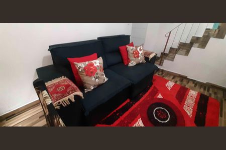 Casa à venda com 47m², 2 quartos e sem vaga Casa à venda com 47m², 2 quartos e sem vagaSala